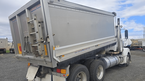 2014 Used Freightliner Coronado Tipper