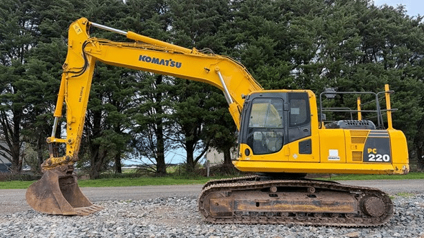 2012 Used Komatsu PC220-8 Excavators