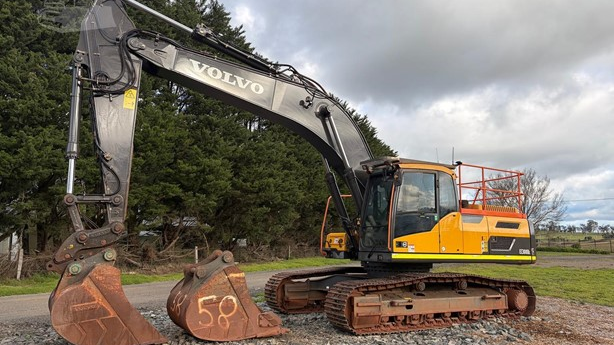 2020 Used Volvo EC300DL Excavators