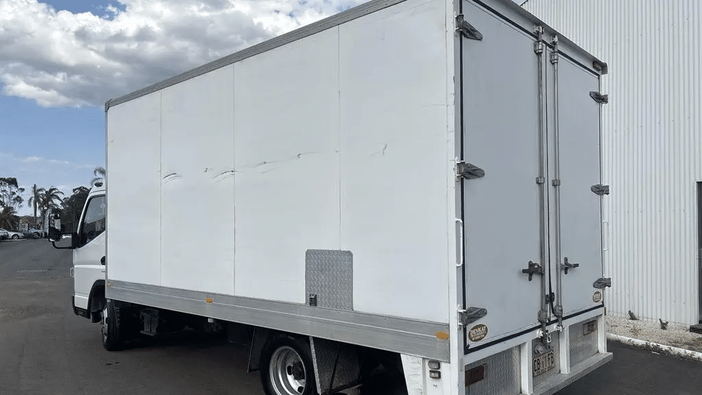 2014 Used Fuso Canter Pantech