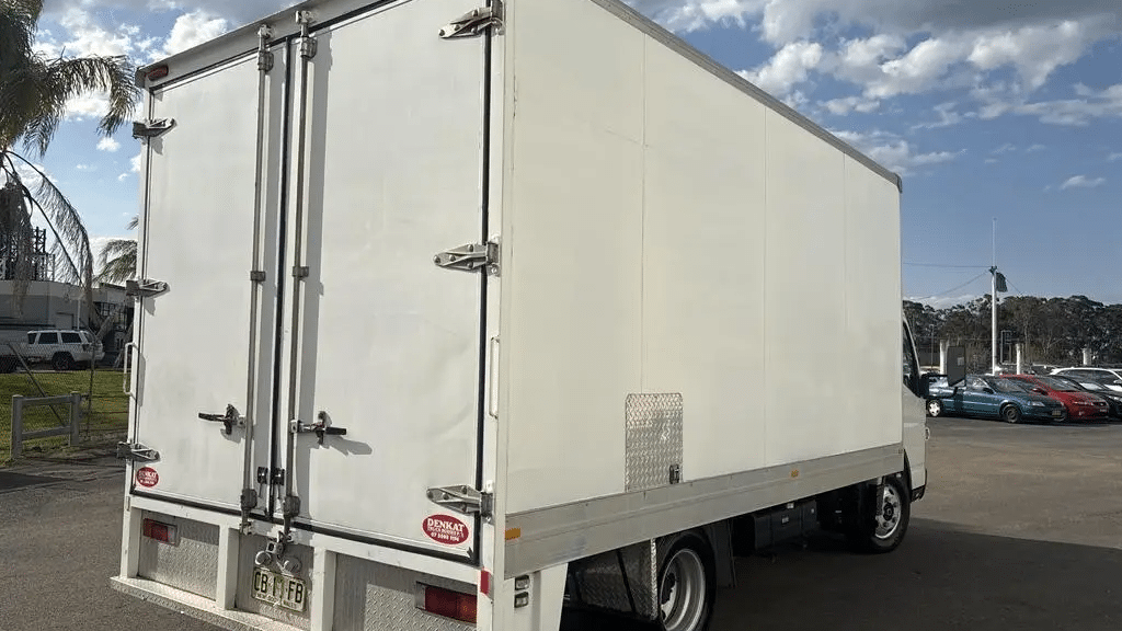 2014 Used Fuso Canter Pantech