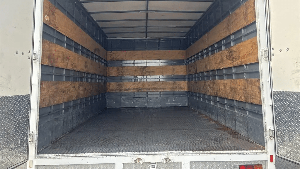 2014 Used Fuso Canter Pantech