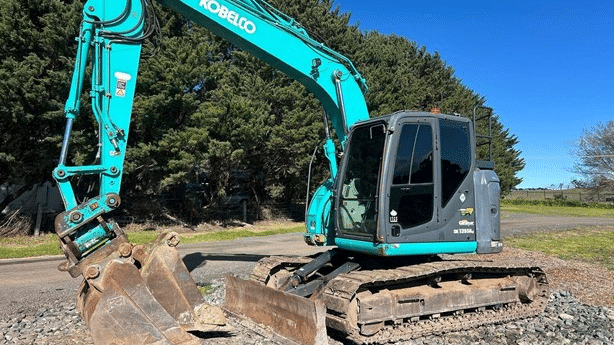 2014 Used Kobelco SK135SR‑2 (LC) Excavators
