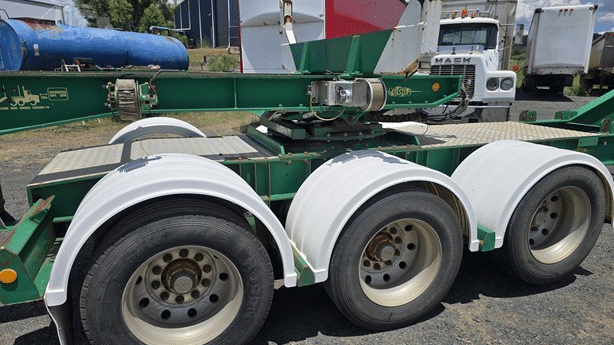 2004 Used MAROON RODS Logging