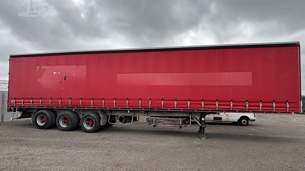 1999 Used Krueger Curtainsider