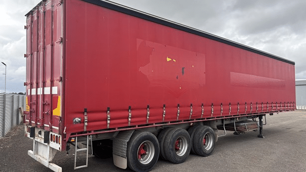 1999 Used Krueger Curtainsider