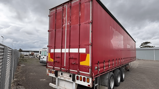 1999 Used Krueger Curtainsider