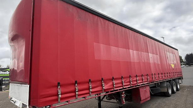1999 Used Krueger Curtainsider