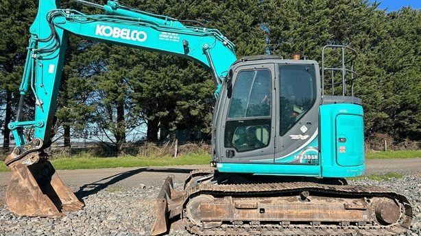 2017 Used Kobelco SK135SR-5 Excavators
