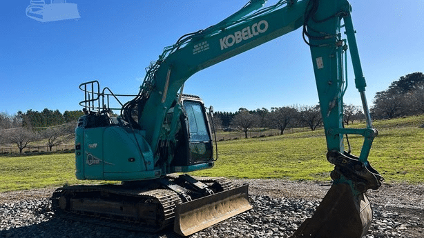 2017 Used Kobelco SK135SR-5 Excavators