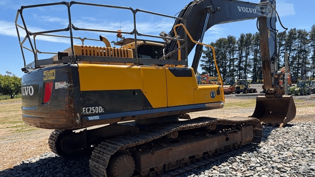 2016 Used Volvo EC250DL Excavators
