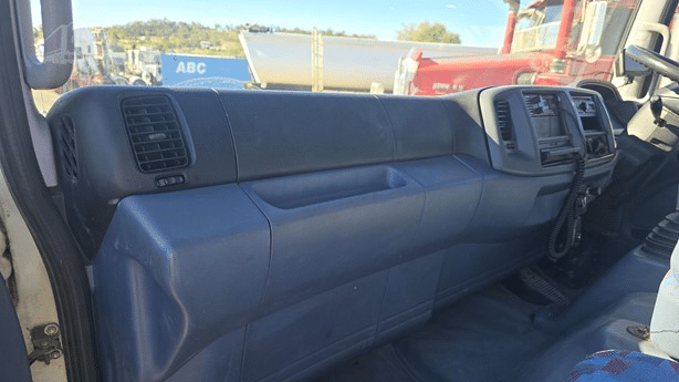 2007 Used Hino GH Curtainsider