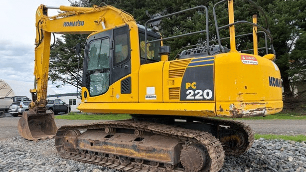 2012 Used Komatsu PC220-8 Excavators