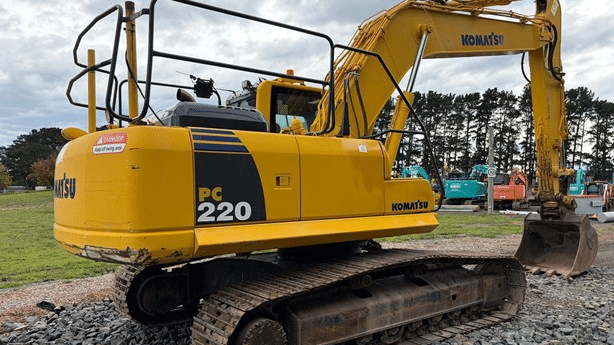 2012 Used Komatsu PC220-8 Excavators
