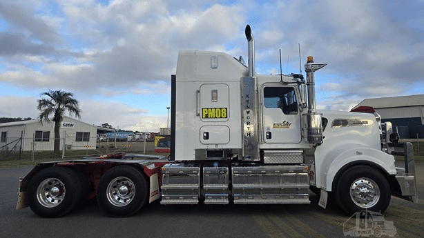 2022 Used Kenworth T909 Prime Mover