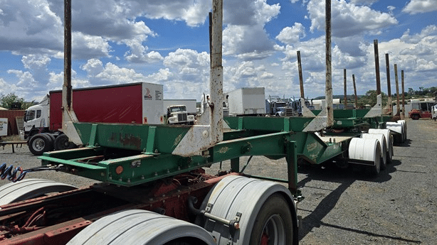 2004 Used MAROON RODS Logging