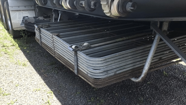 2002 Used Maxitrans Curtainsider