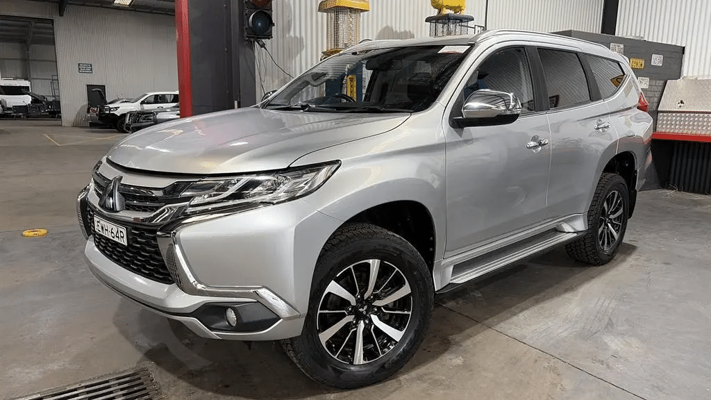 2019 Used Mitsubishi Pajero Wagon