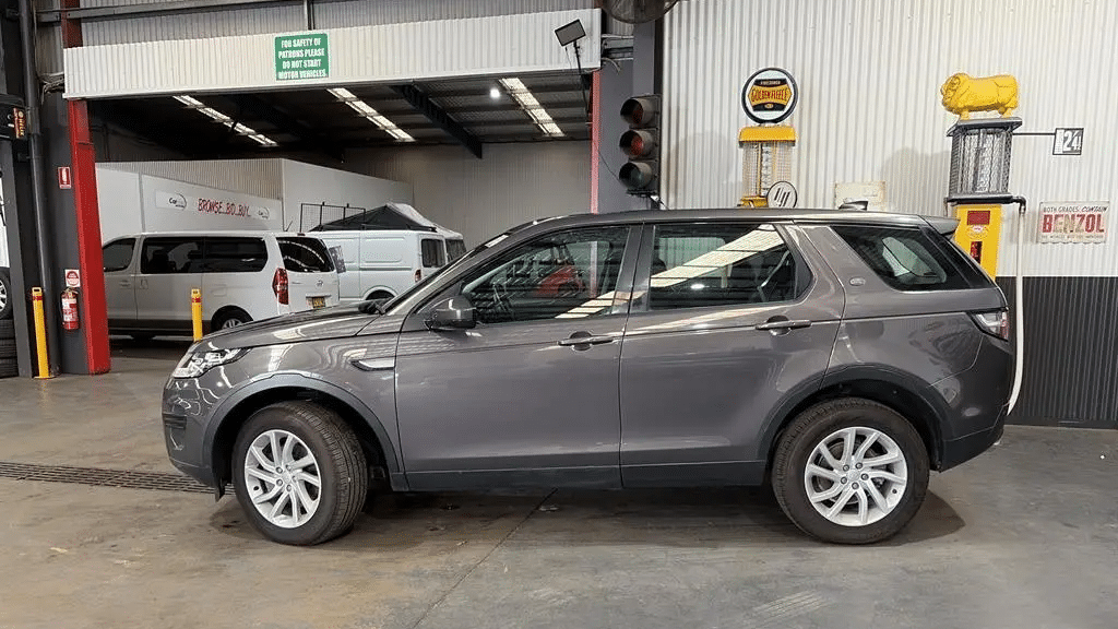 2017 Used Land Rover Discovery Wagon