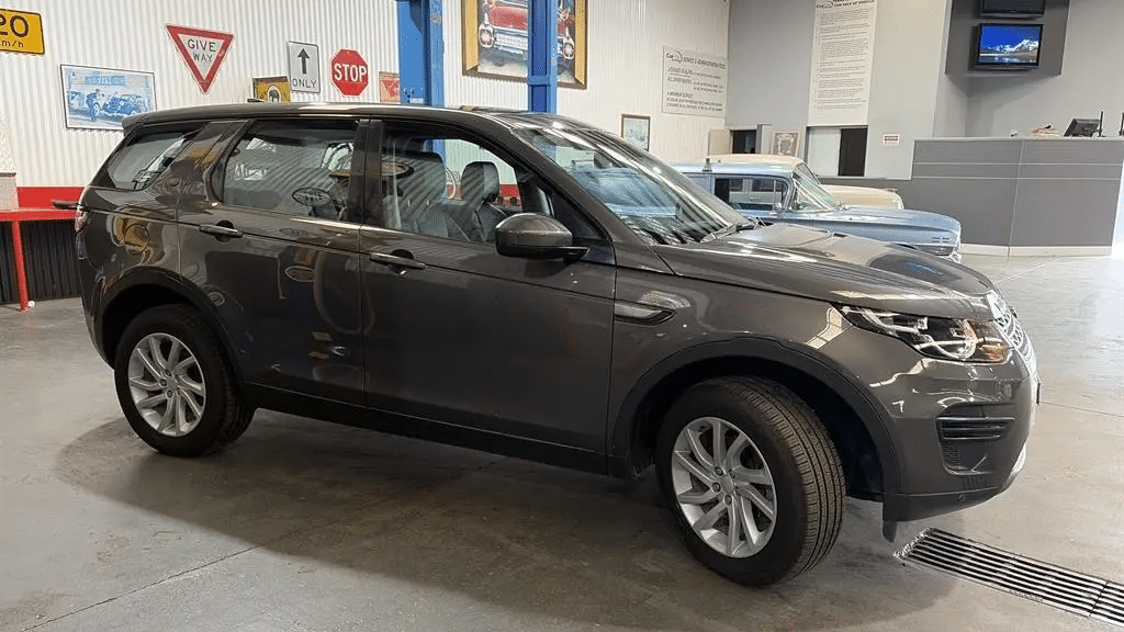 2017 Used Land Rover Discovery Wagon