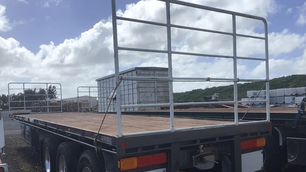 2002 Used Maxitrans Curtainsider