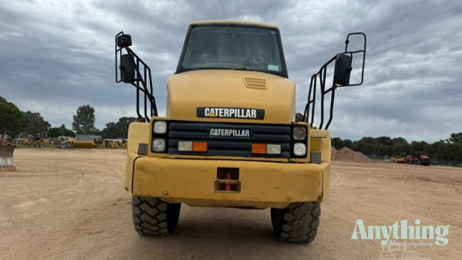 2005 Used Caterpillar 725 Dump Truck
