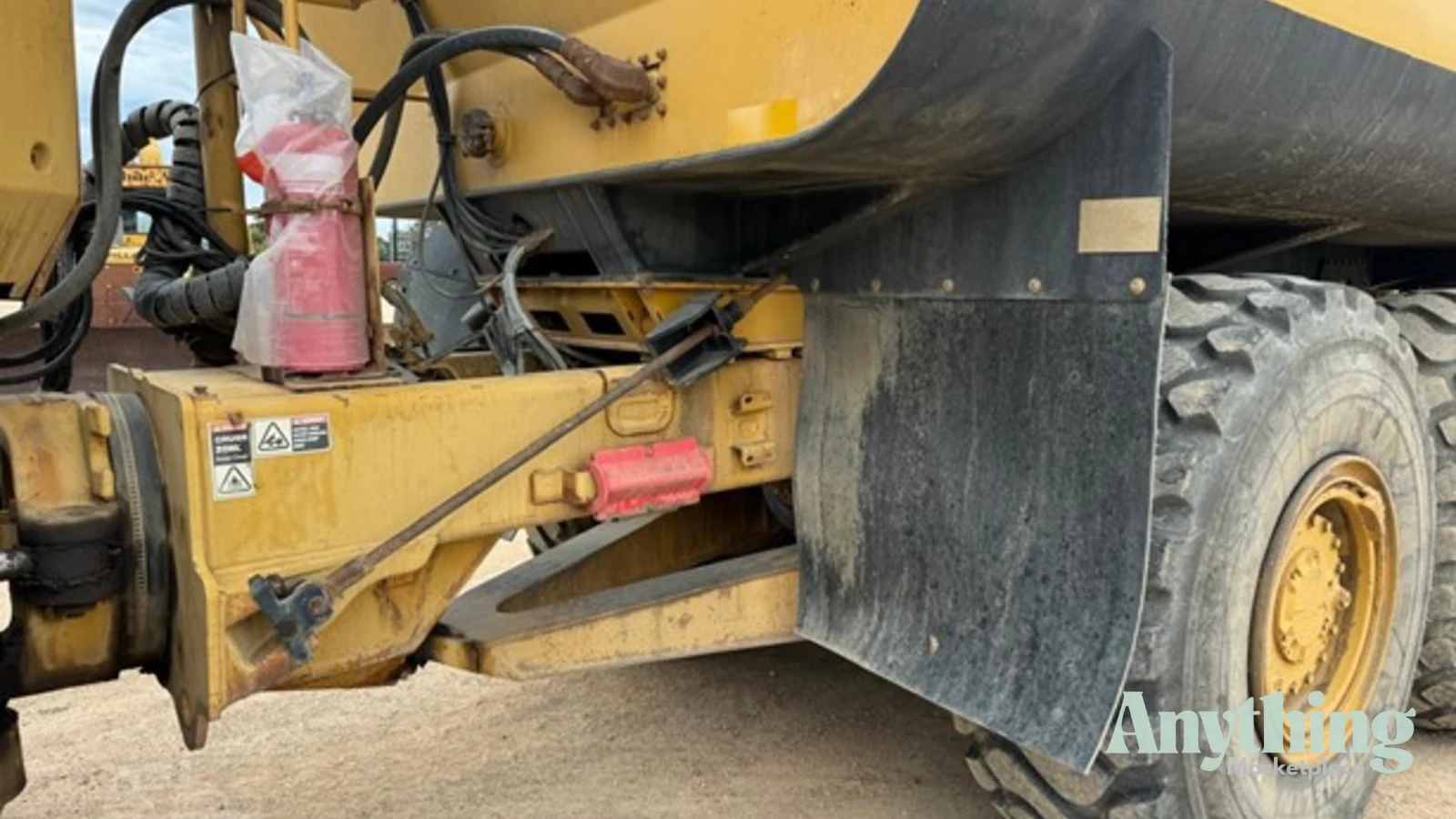 2005 Used Caterpillar 725 Dump Truck