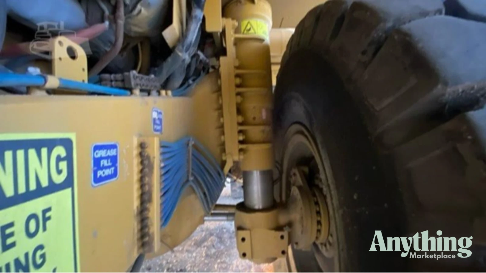 2000 Used Caterpillar 775D Dump Truck