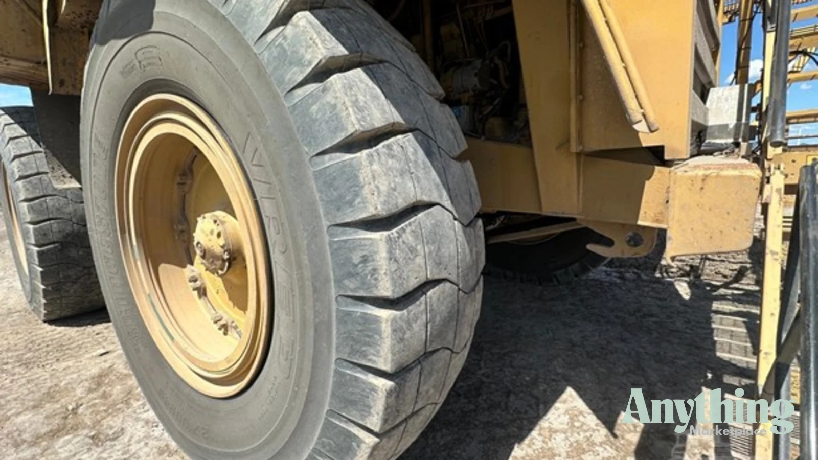 1998 Used Caterpillar 777D Dump Truck
