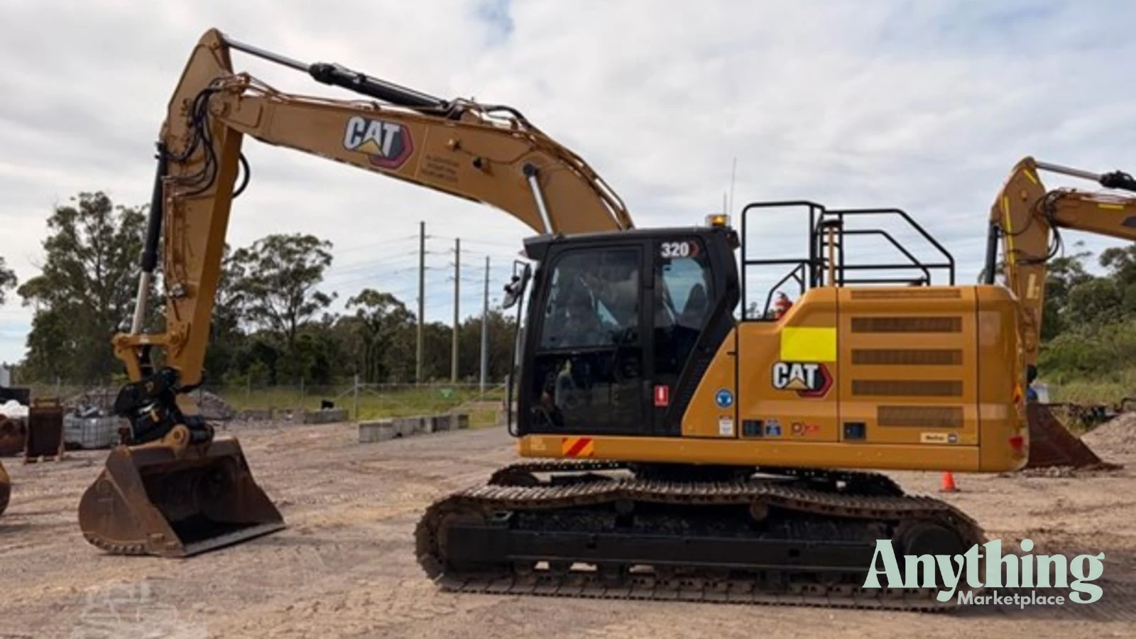 Used Caterpillar 320 Excavators
