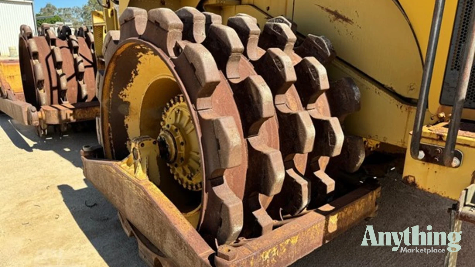 2001 Used Caterpillar 825GCP Roller Compactors