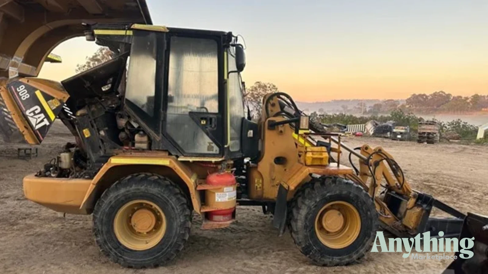 2004 Used Caterpillar 908 Loaders