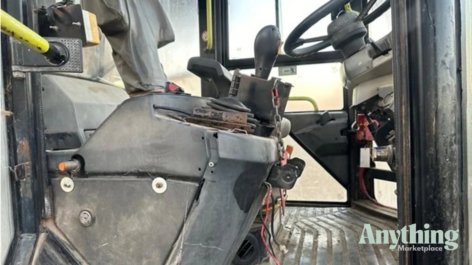 2004 Used Caterpillar 908 Loaders
