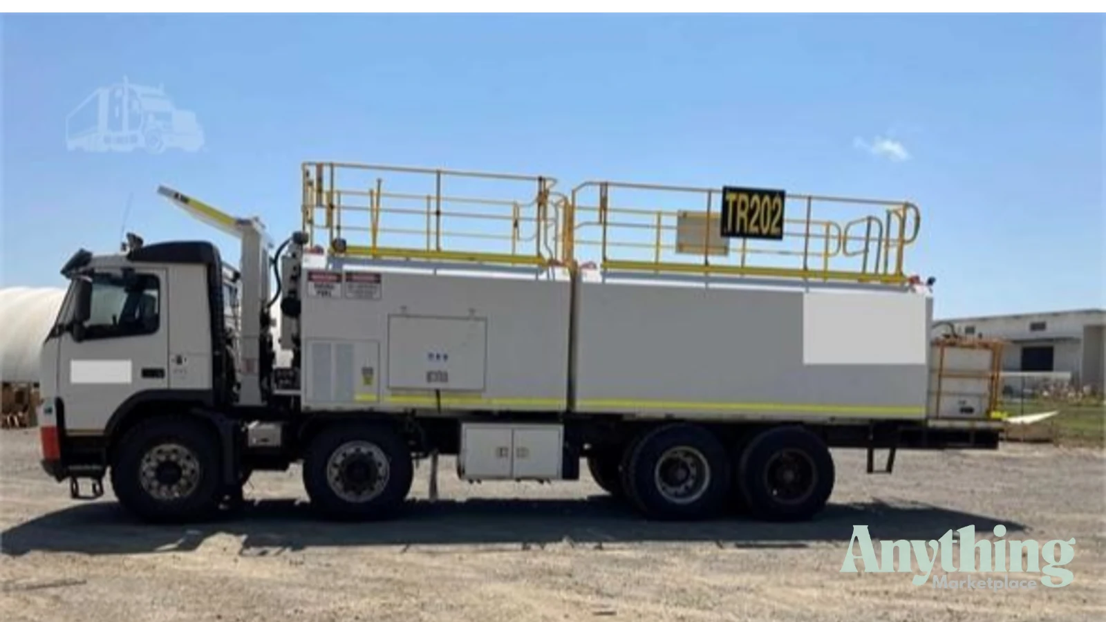 2011 Used VOLVO FM440 Service Truck