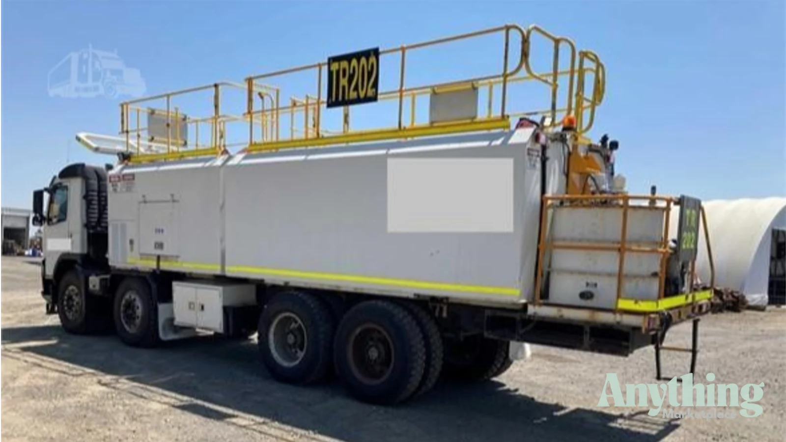 2011 Used VOLVO FM440 Service Truck