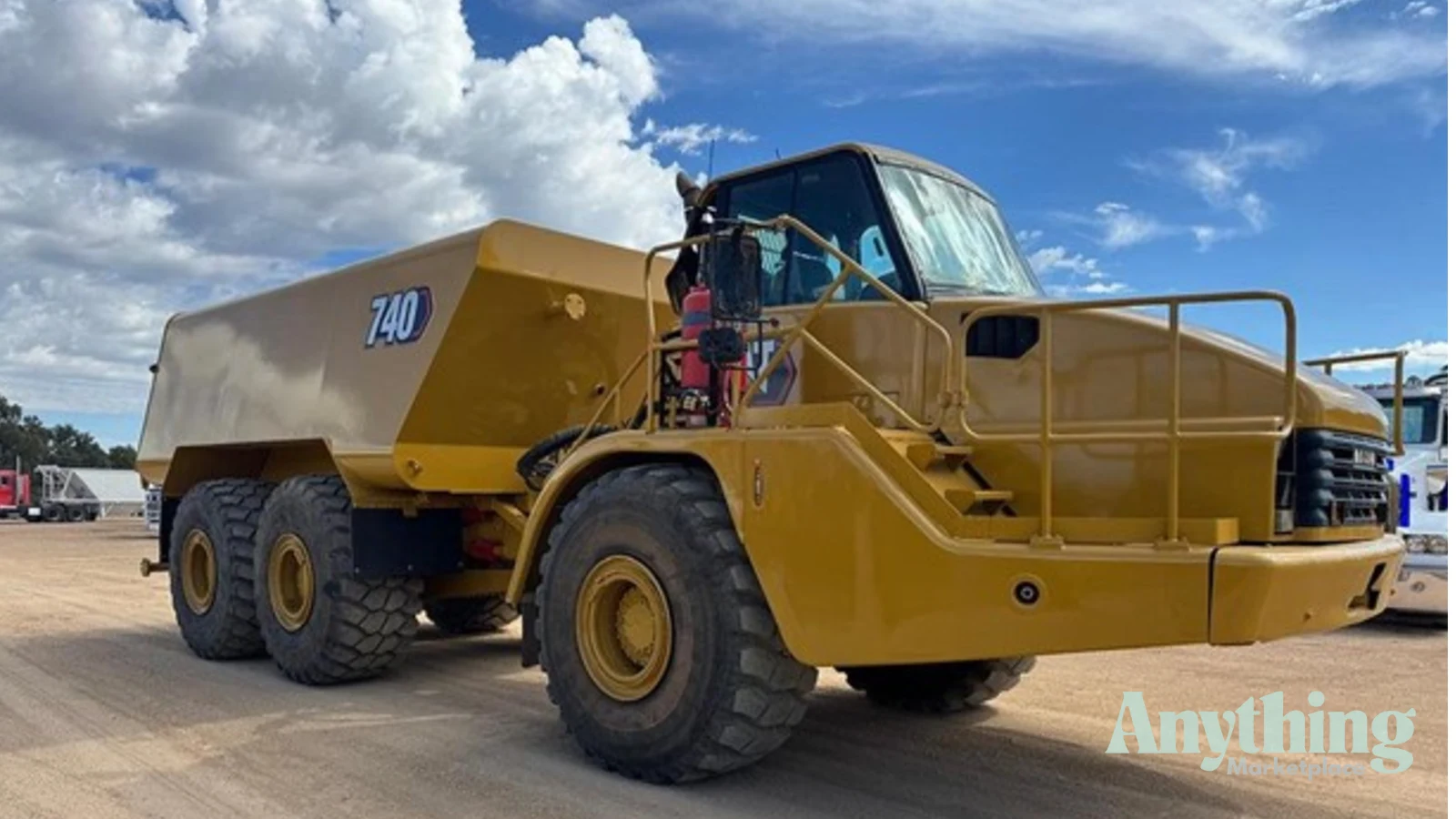 2003 Used Caterpillar 740 Water Truck