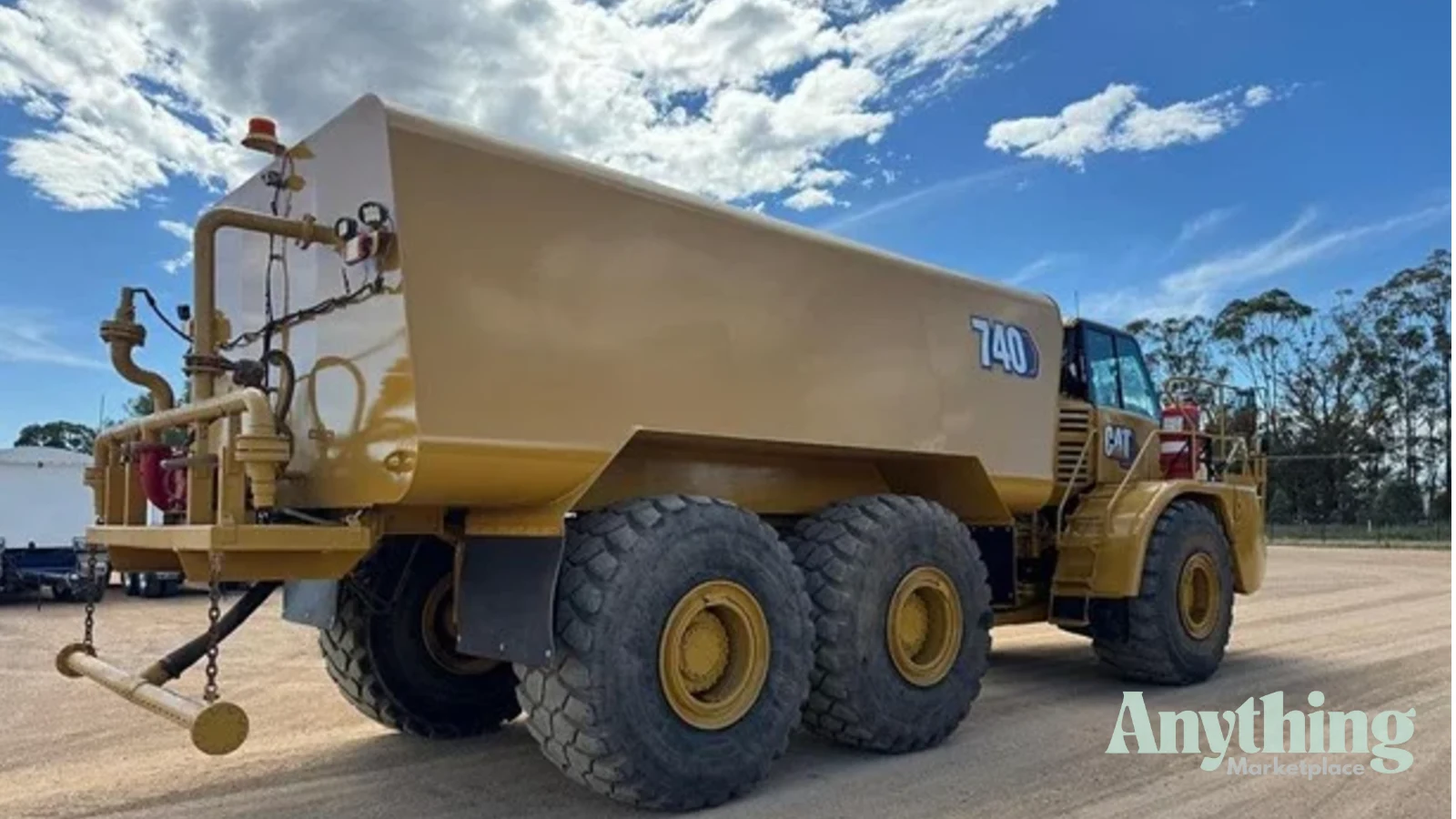 2003 Used Caterpillar 740 Water Truck