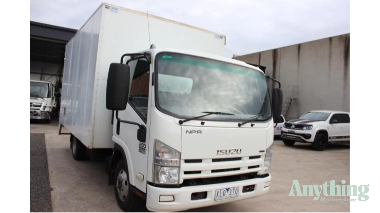 2009 Used Isuzu NPR 200 Curtainsider