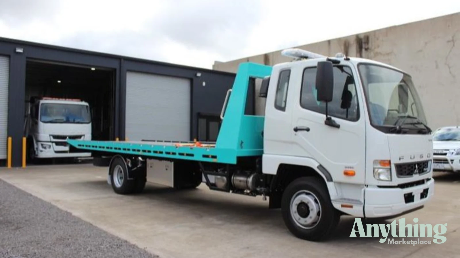 2025 New Fuso FIGHTER 1424 Tow Truck