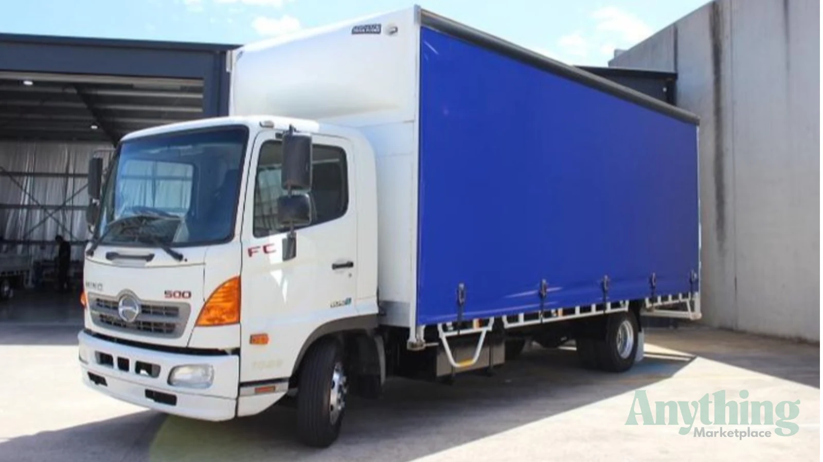 2013 Used Hino 500 Curtainsider