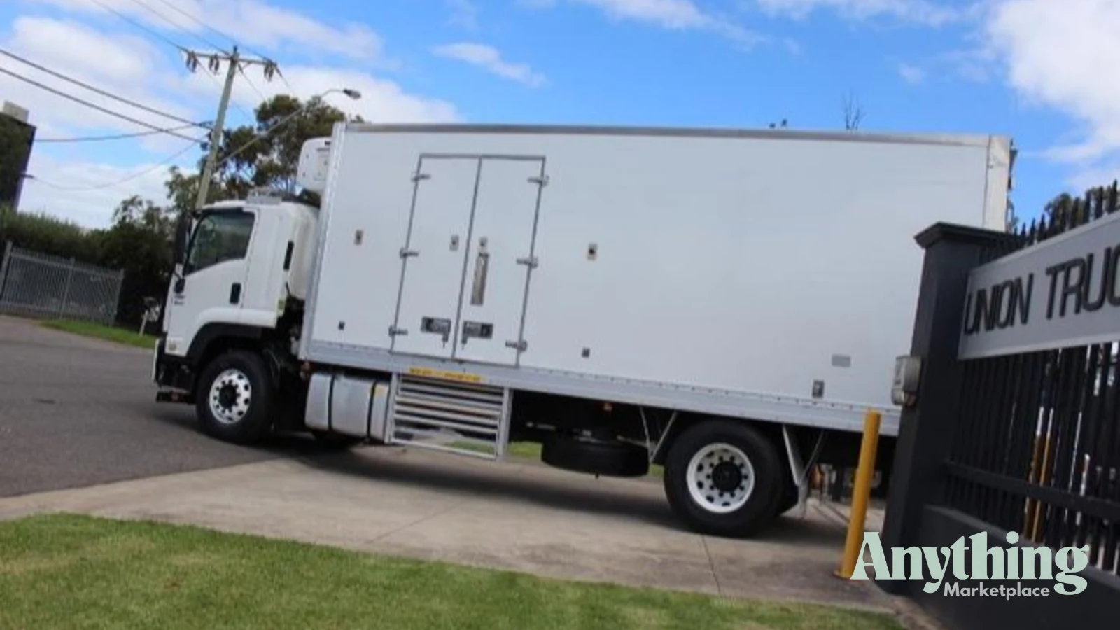 2013 Used Isuzu F-Series Refrigerated Truck
