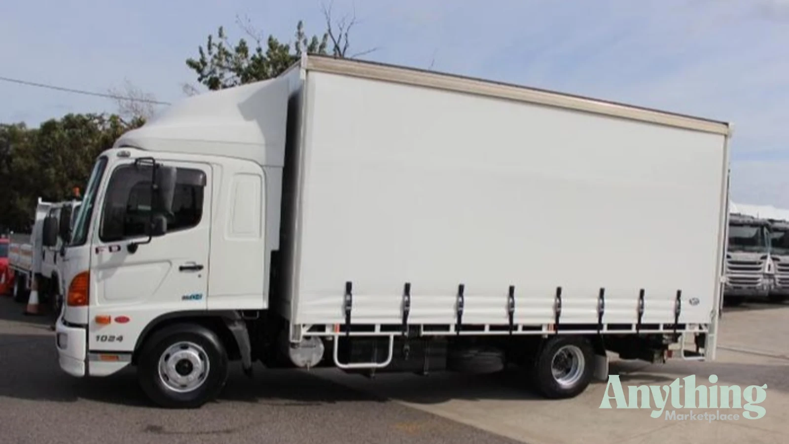 2008 Used Hino 500 Series Curtainsider