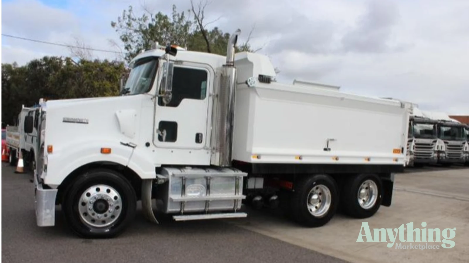 2016 Used Kenworth T400 Tipper