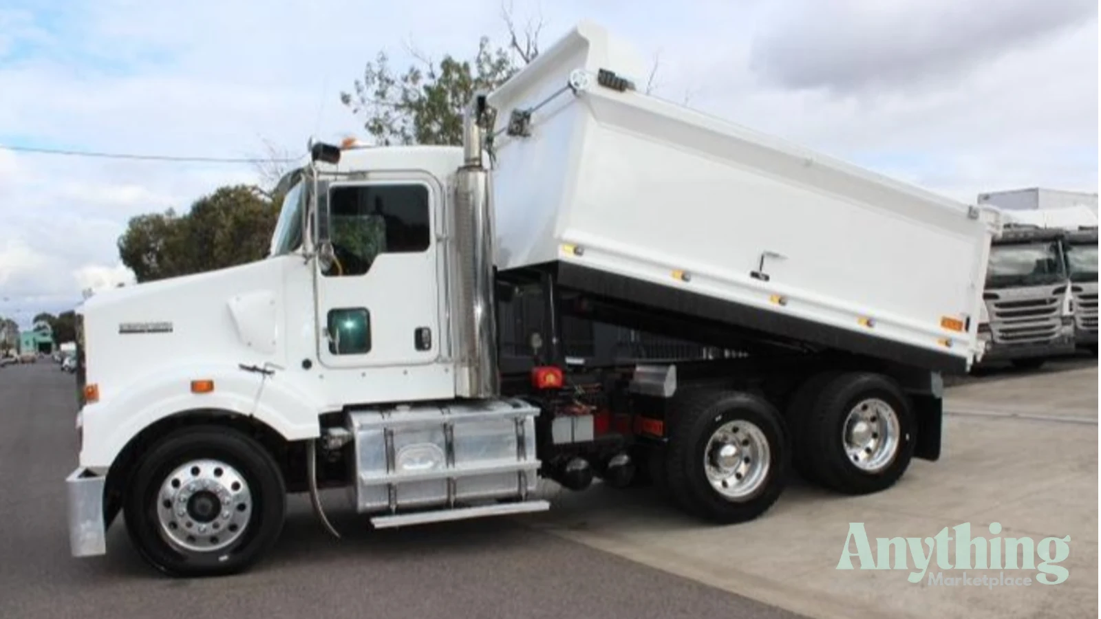 2016 Used Kenworth T400 Tipper