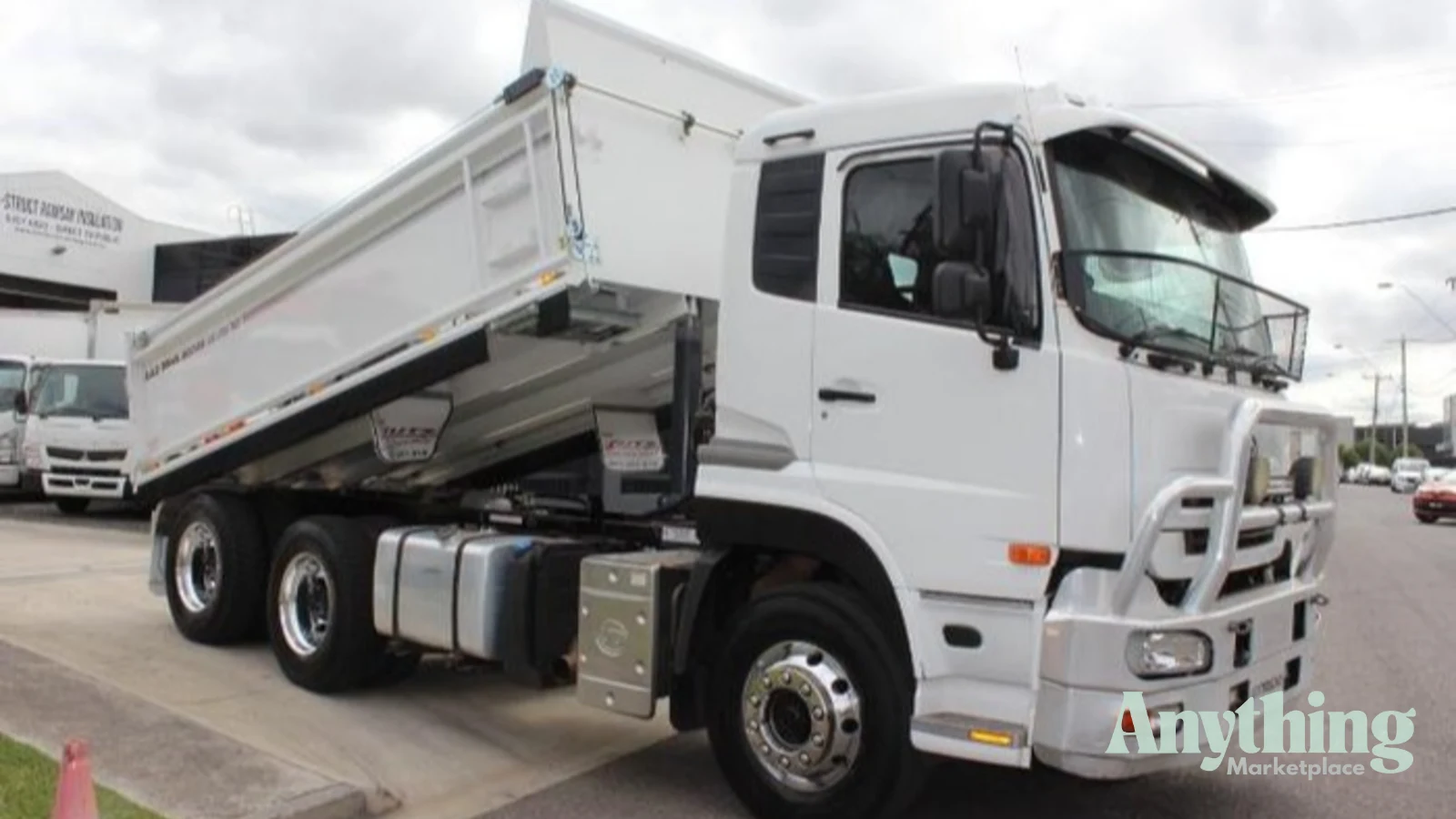 2016 Used UD Quon Tipper