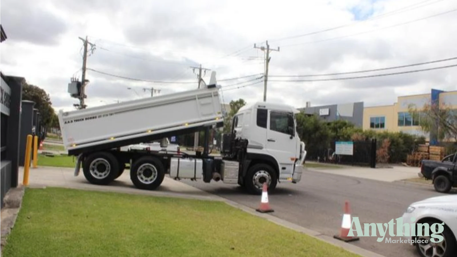 2016 Used UD Quon Tipper