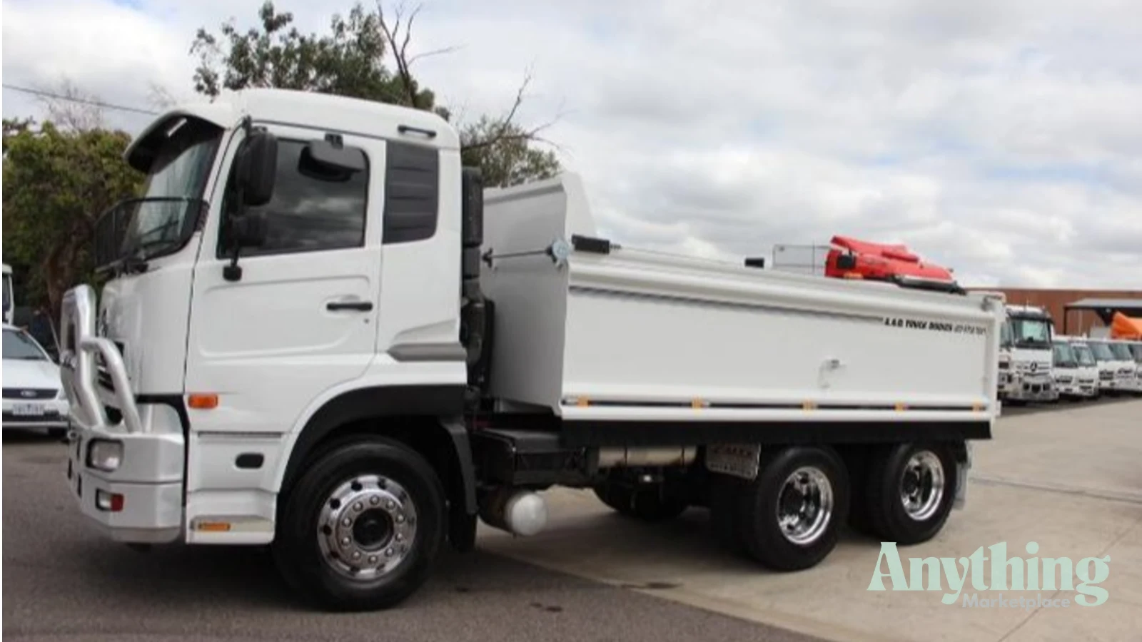2016 Used UD Quon Tipper