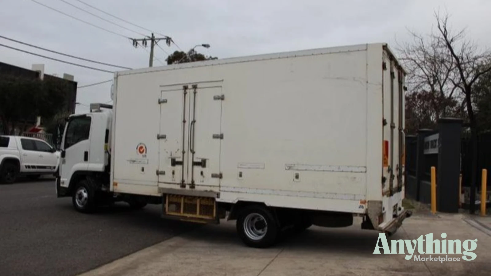 2010 Used Isuzu F-Series Refrigerated Truck