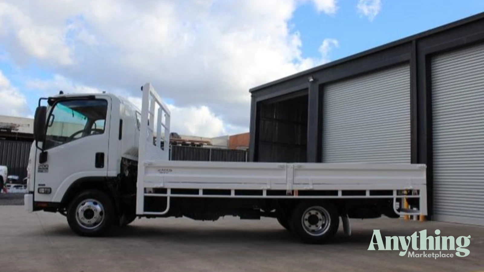 2022 Used Isuzu N-Series Tray Truck
