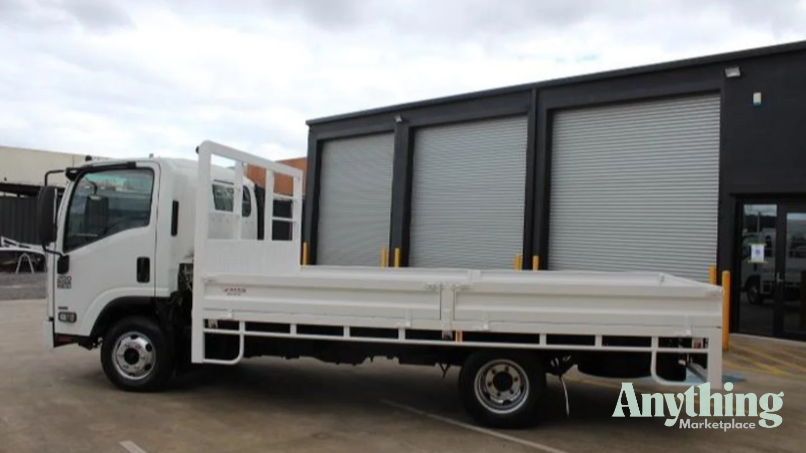 2022 Used Isuzu N-Series Tray Truck
